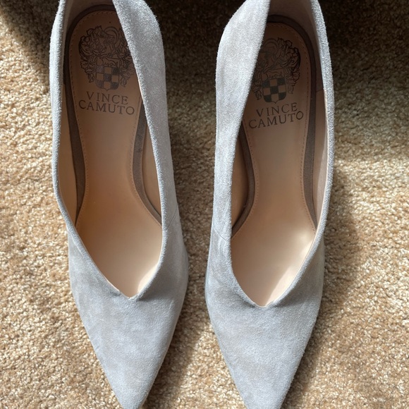 Vince Camuto heels - London fog suede 7.5 - Picture 3 of 5